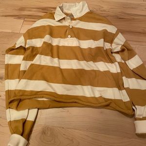 Abercrombie cropped shirt